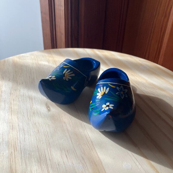 💙3/$30 Vintage 1970s Holland/Dutch Souvenir Clogs - Picture 4 of 5